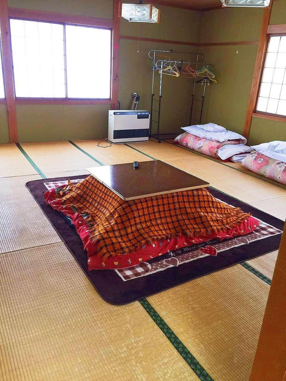 Hôtel Iwatakiso à Takayama  Extérieur photo