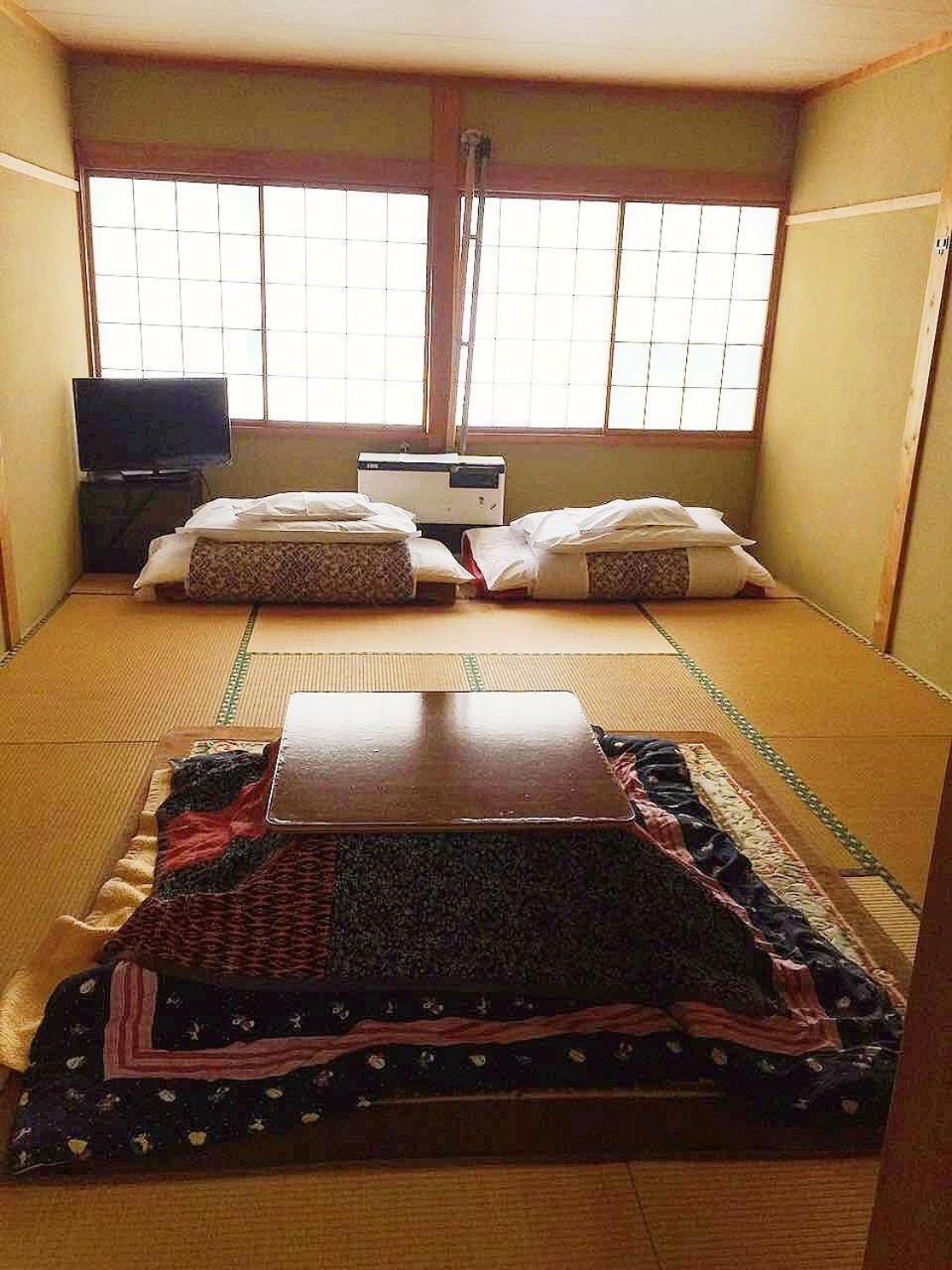 Hôtel Iwatakiso à Takayama  Extérieur photo